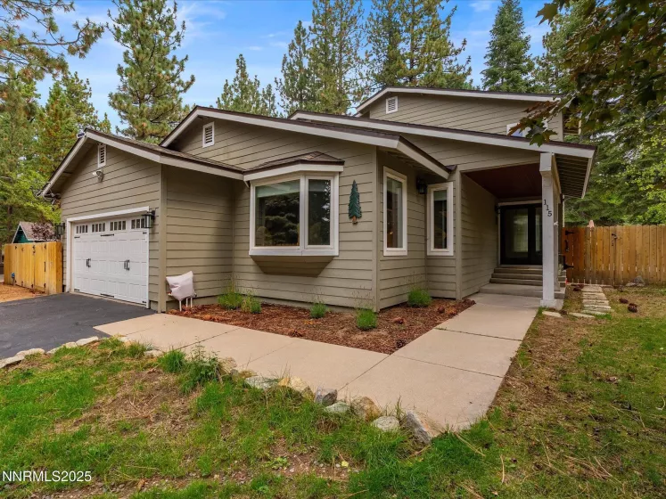 115 Cypress, Stateline, Nevada 89449, 4 Bedrooms Bedrooms, ,2 BathroomsBathrooms,Residential,Residential,Cypress,250056143