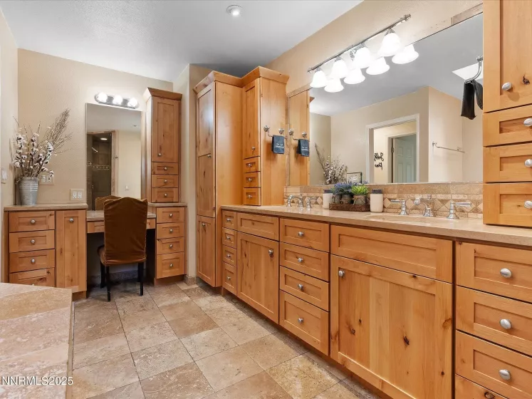 115 Cypress, Stateline, Nevada 89449, 4 Bedrooms Bedrooms, ,2 BathroomsBathrooms,Residential,Residential,Cypress,250056143