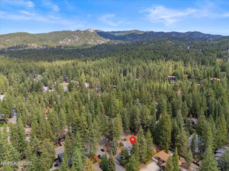 115 Cypress, Stateline, Nevada 89449, 4 Bedrooms Bedrooms, ,2 BathroomsBathrooms,Residential,Residential,Cypress,250056143