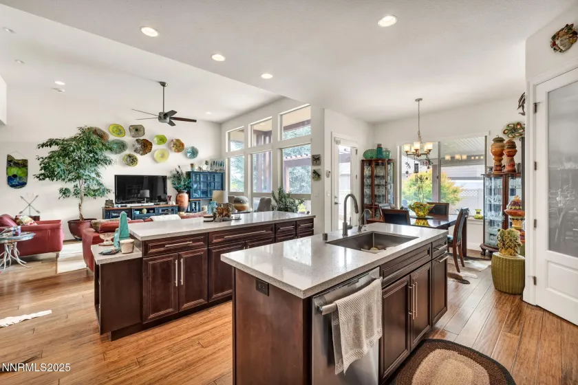 241 Cecina, Dayton, Nevada 89403, 3 Bedrooms Bedrooms, ,3 BathroomsBathrooms,Residential,Residential,Cecina,250056160