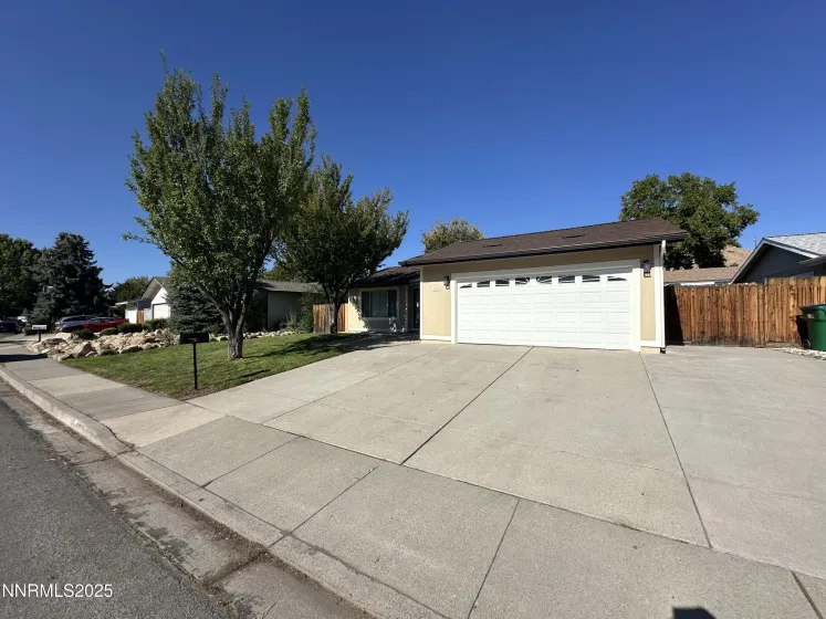 1066 Palmwood, Sparks, Nevada 89434, 4 Bedrooms Bedrooms, ,2 BathroomsBathrooms,Residential Lease,Manufactured,Palmwood,250056168