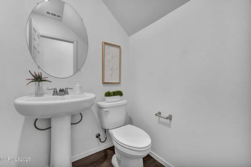 9731 Pelican Pointe, Reno, Nevada 89506, 3 Bedrooms Bedrooms, ,3 BathroomsBathrooms,Residential Lease,Manufactured,Pelican Pointe,250056182