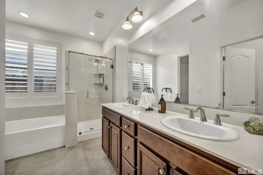 1112 Monument Peak, Carson City, Nevada 89701, 4 Bedrooms Bedrooms, ,3 BathroomsBathrooms,Residential,Residential,Monument Peak,250001314