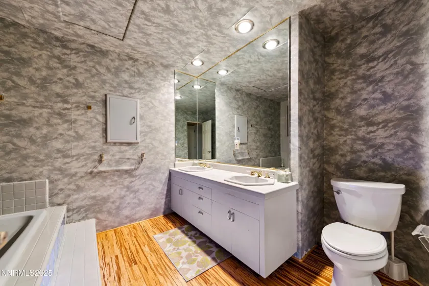 130 Granite Crest, Stateline, Nevada 89449, 8 Bedrooms Bedrooms, ,7 BathroomsBathrooms,Residential,Residential,Granite Crest,250056188