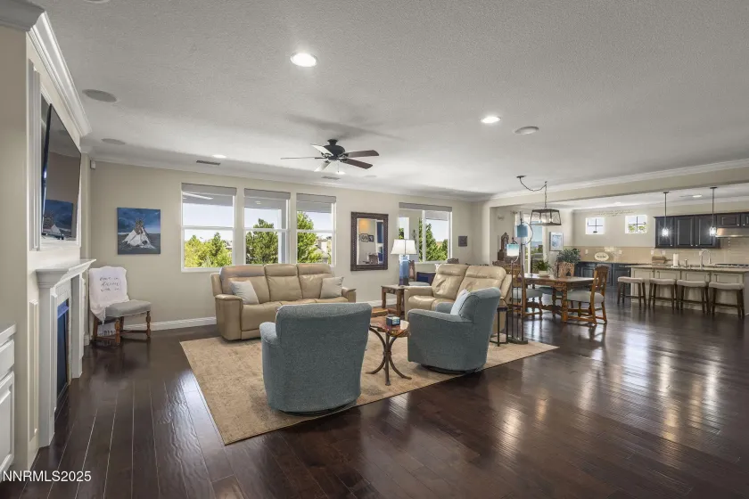 1800 Laurel Ridge, Reno, Nevada 89523, 4 Bedrooms Bedrooms, ,3 BathroomsBathrooms,Residential,Residential,Laurel Ridge,250054123