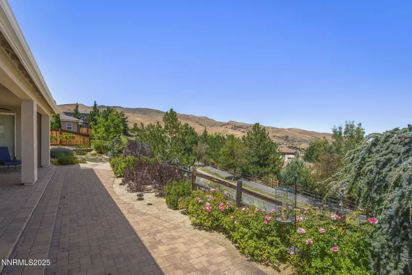 1800 Laurel Ridge, Reno, Nevada 89523, 4 Bedrooms Bedrooms, ,3 BathroomsBathrooms,Residential,Residential,Laurel Ridge,250054123