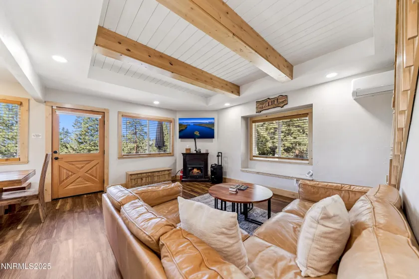 426 Andria, Stateline, Nevada 89449, 4 Bedrooms Bedrooms, ,3 BathroomsBathrooms,Residential,Residential,Andria,250056207