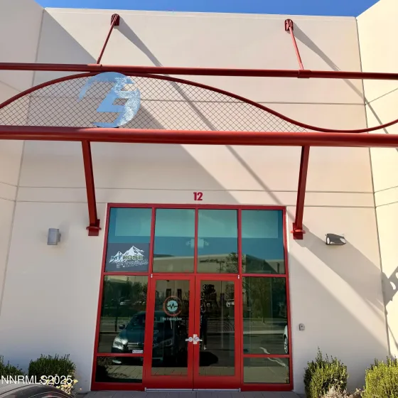 8975 Double Diamond, Reno, Nevada 89521, ,Commercial Lease,Manufactured,Double Diamond,250056213