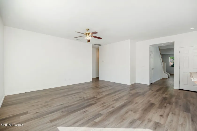 1970 Red Willow, Reno, Nevada 89521, 4 Bedrooms Bedrooms, ,3 BathroomsBathrooms,Residential,Residential,Red Willow,250056218