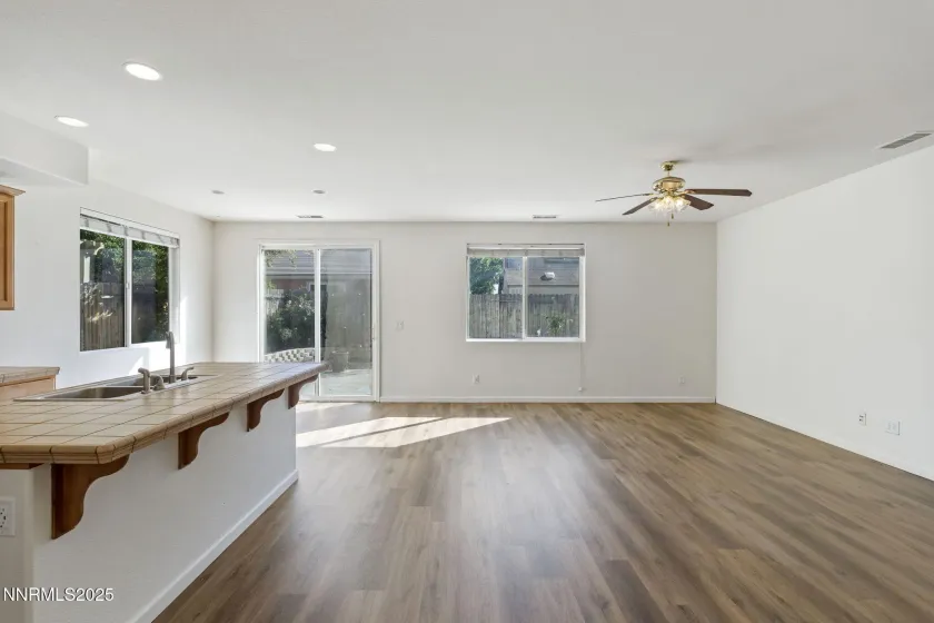 1970 Red Willow, Reno, Nevada 89521, 4 Bedrooms Bedrooms, ,3 BathroomsBathrooms,Residential,Residential,Red Willow,250056218