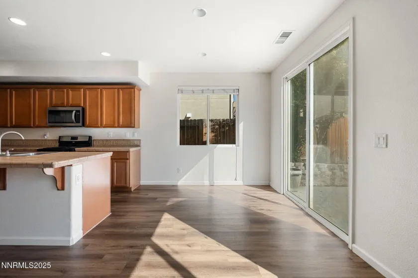 1970 Red Willow, Reno, Nevada 89521, 4 Bedrooms Bedrooms, ,3 BathroomsBathrooms,Residential,Residential,Red Willow,250056218