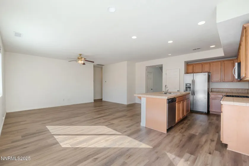 1970 Red Willow, Reno, Nevada 89521, 4 Bedrooms Bedrooms, ,3 BathroomsBathrooms,Residential,Residential,Red Willow,250056218