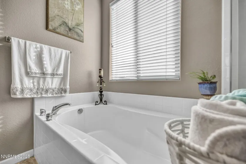 510 Sand Crane, Sparks, Nevada 89436, 3 Bedrooms Bedrooms, ,2 BathroomsBathrooms,Residential,Residential,Sand Crane,250056227