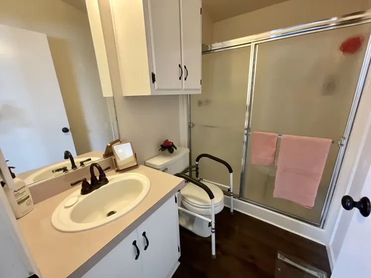 18 Lampshire Dr, Reno, Nevada 89506, 3 Bedrooms Bedrooms, 10 Rooms Rooms,2 BathroomsBathrooms,Manufactured,Residential,Lampshire,250056229