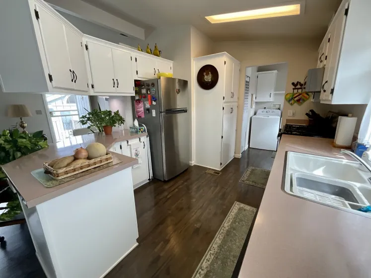 18 Lampshire Dr, Reno, Nevada 89506, 3 Bedrooms Bedrooms, 10 Rooms Rooms,2 BathroomsBathrooms,Manufactured,Residential,Lampshire,250056229