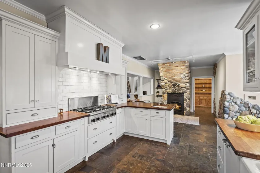 5 Connie, Reno, Nevada 89521, 5 Bedrooms Bedrooms, ,5 BathroomsBathrooms,Residential,Residential,Connie,250052277