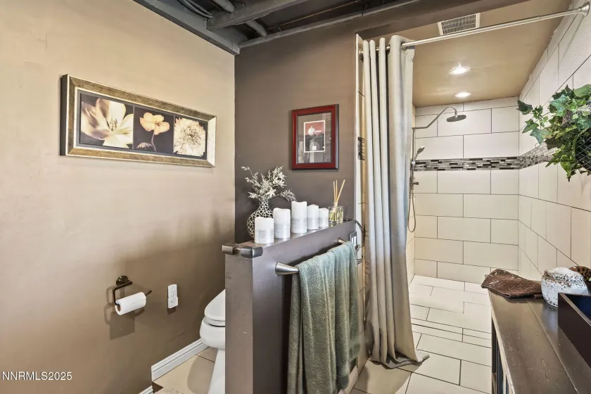 5 Connie, Reno, Nevada 89521, 5 Bedrooms Bedrooms, ,5 BathroomsBathrooms,Residential,Residential,Connie,250052277