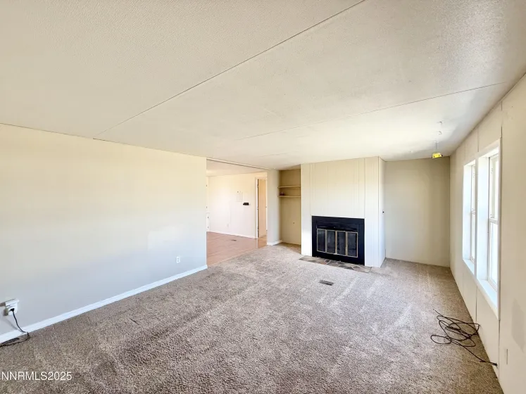 420 3rd, Battle Mountain, Nevada 89820, 4 Bedrooms Bedrooms, ,2 BathroomsBathrooms,Residential,Residential,3rd,250056229