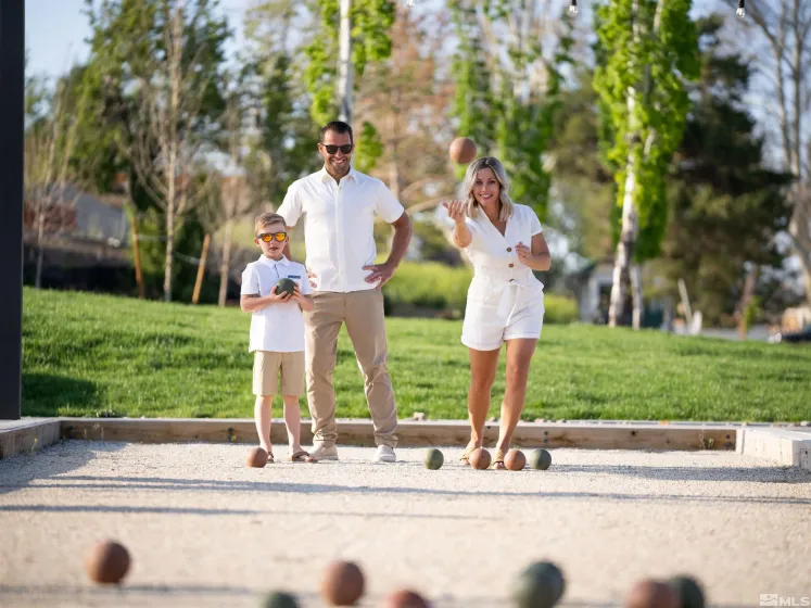 46 Campolina, Reno, Nevada 89511, 2 Bedrooms Bedrooms, ,3 BathroomsBathrooms,Residential,Residential,Campolina,250056239