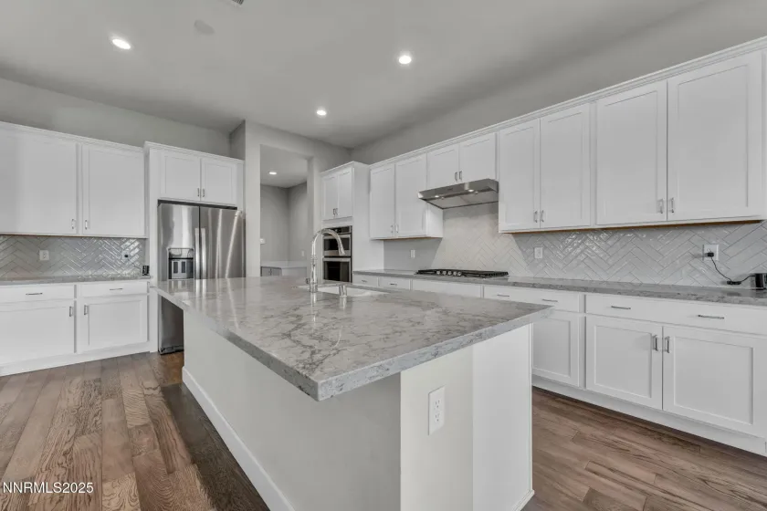 9267 Blue Basin, Reno, Nevada 89521, 5 Bedrooms Bedrooms, ,5 BathroomsBathrooms,Residential,Residential,Blue Basin,250056268