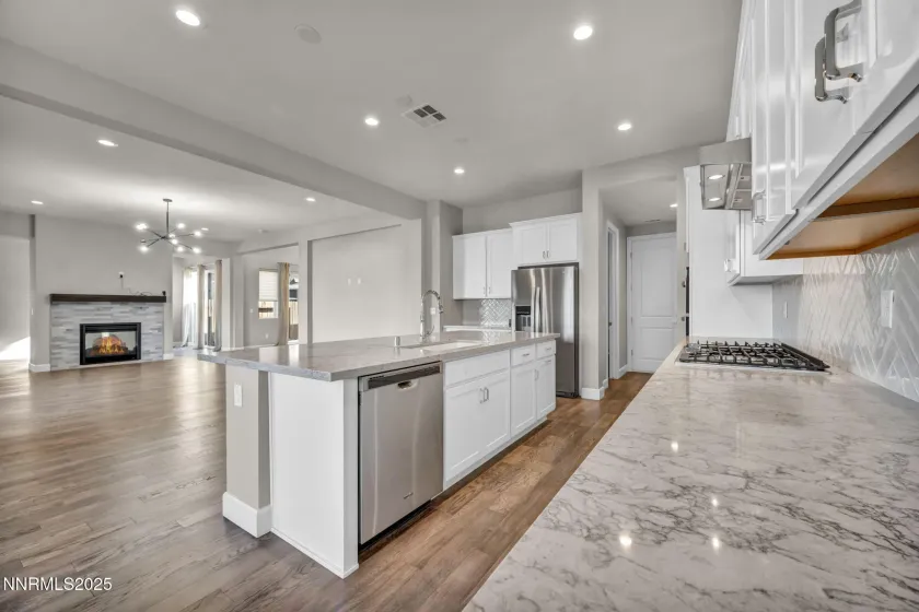 9267 Blue Basin, Reno, Nevada 89521, 5 Bedrooms Bedrooms, ,5 BathroomsBathrooms,Residential,Residential,Blue Basin,250056268