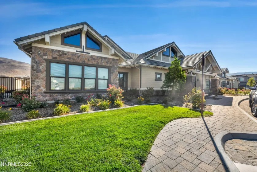9267 Blue Basin, Reno, Nevada 89521, 5 Bedrooms Bedrooms, ,5 BathroomsBathrooms,Residential,Residential,Blue Basin,250056268