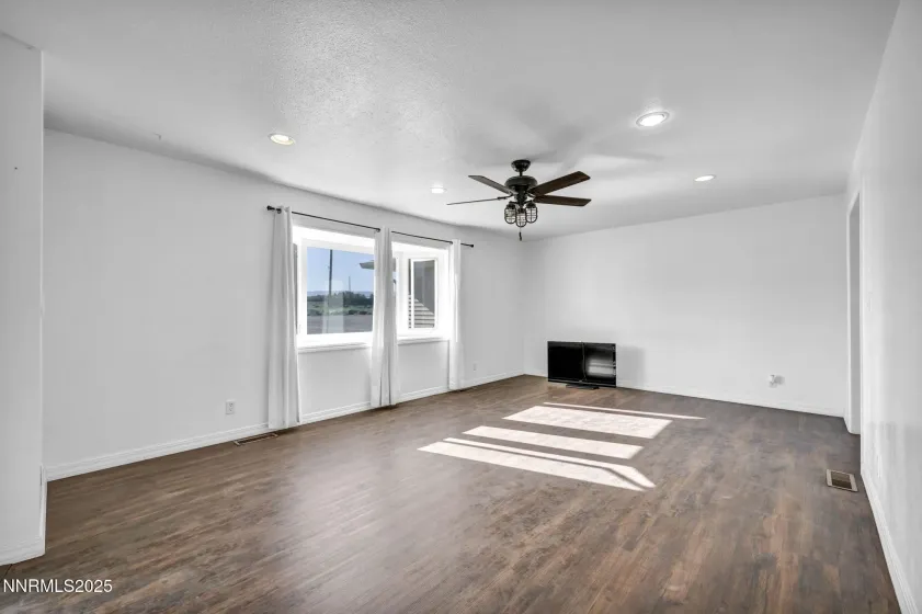 4455 Amy, Reno, Nevada 89510, 3 Bedrooms Bedrooms, ,2 BathroomsBathrooms,Residential,Residential,Amy,250056273