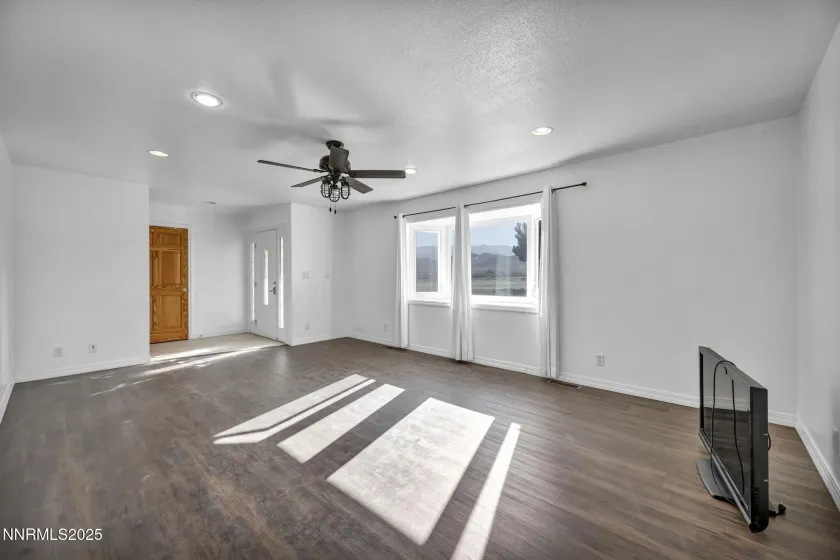 4455 Amy, Reno, Nevada 89510, 3 Bedrooms Bedrooms, ,2 BathroomsBathrooms,Residential,Residential,Amy,250056273