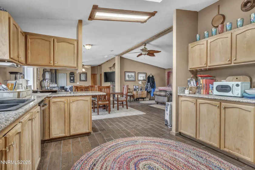 5100 Grey Van, Reno, Nevada 89510, 3 Bedrooms Bedrooms, ,2 BathroomsBathrooms,Residential,Residential,Grey Van,250056274