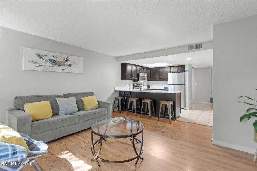 400 Claremont, Reno, Nevada 89502, ,Residential Income,Residential,Claremont,250056275