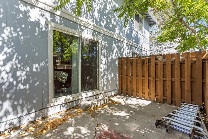 400 Claremont, Reno, Nevada 89502, ,Residential Income,Residential,Claremont,250056275