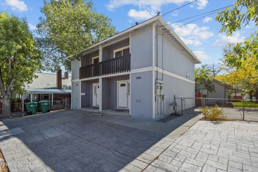 400 Claremont, Reno, Nevada 89502, ,Residential Income,Residential,Claremont,250056275