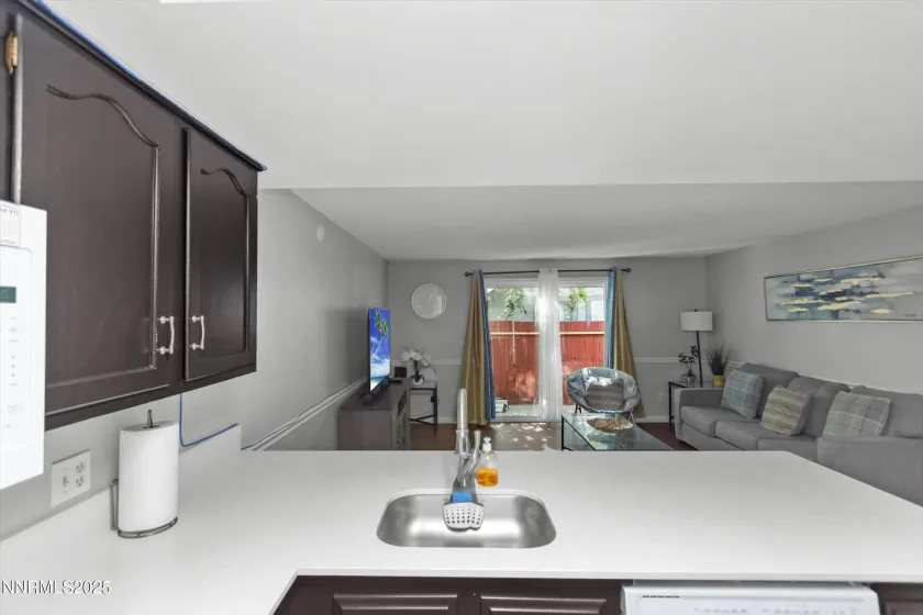 400 Claremont, Reno, Nevada 89502, ,Residential Income,Residential,Claremont,250056275