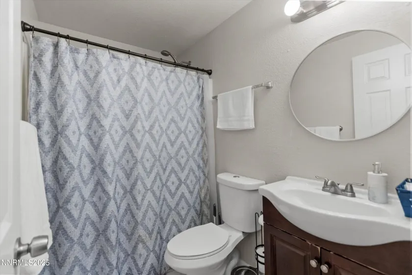 400 Claremont, Reno, Nevada 89502, ,Residential Income,Residential,Claremont,250056275