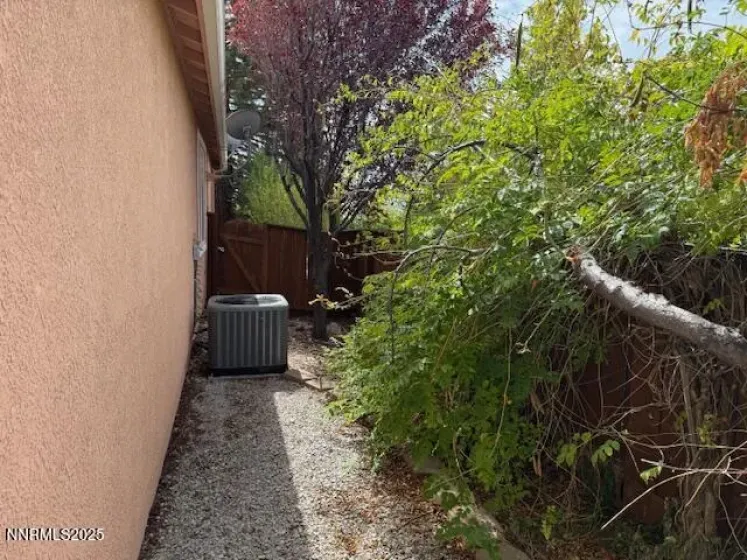 2600 Anqua, Sparks, Nevada 89434, 4 Bedrooms Bedrooms, ,3 BathroomsBathrooms,Residential,Residential,Anqua,250056296