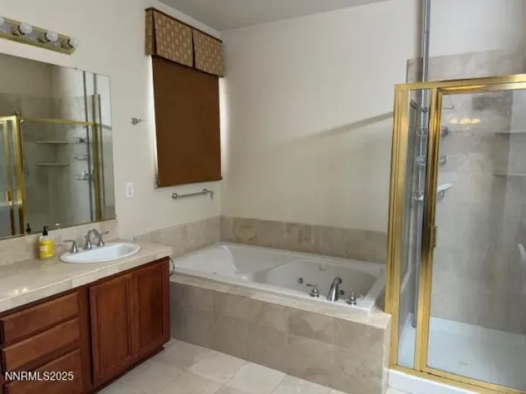 2600 Anqua, Sparks, Nevada 89434, 4 Bedrooms Bedrooms, ,3 BathroomsBathrooms,Residential,Residential,Anqua,250056296