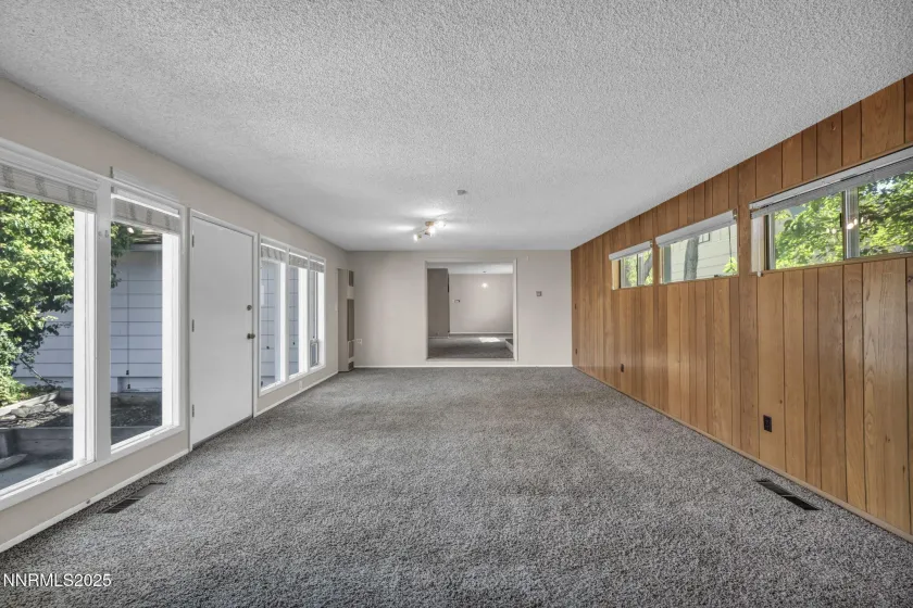 3235 Bryan, Reno, Nevada 89503, 3 Bedrooms Bedrooms, ,2 BathroomsBathrooms,Residential,Residential,Bryan,250056312