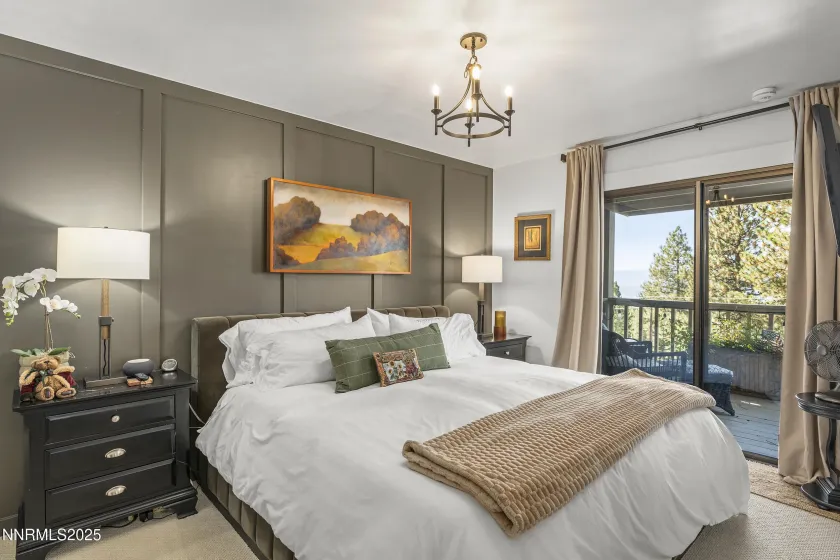 400 Fairview, Incline Village, Nevada 89451, 3 Bedrooms Bedrooms, ,2 BathroomsBathrooms,Residential,Residential,Fairview,250056319