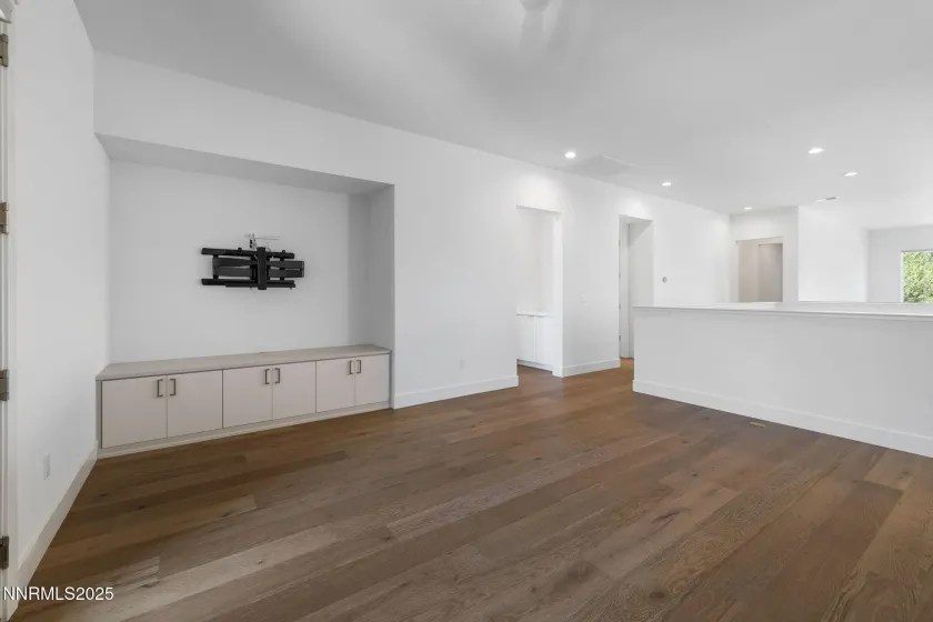 5406 Side Saddle, Reno, Nevada 89511, 5 Bedrooms Bedrooms, ,6 BathroomsBathrooms,Residential,Residential,Side Saddle,250056321