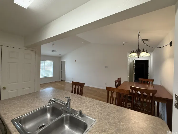 200 Talus, Reno, Nevada 89503, 2 Bedrooms Bedrooms, ,2 BathroomsBathrooms,Residential,Residential,Talus,250056281