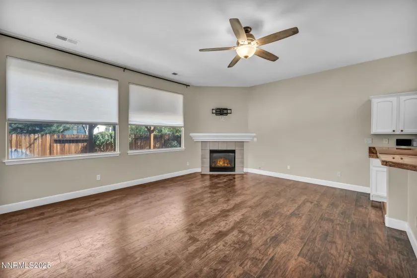 435 La Costa, Dayton, Nevada 89403, 3 Bedrooms Bedrooms, ,2 BathroomsBathrooms,Residential,Residential,La Costa,250056351