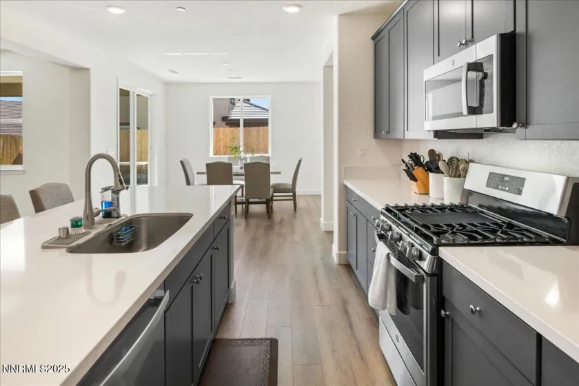 775 Bale Mountain, Sparks, Nevada 89436, 4 Bedrooms Bedrooms, ,3 BathroomsBathrooms,Residential,Residential,Bale Mountain,250056352