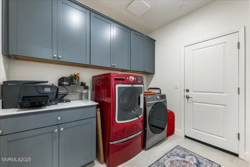 775 Bale Mountain, Sparks, Nevada 89436, 4 Bedrooms Bedrooms, ,3 BathroomsBathrooms,Residential,Residential,Bale Mountain,250056352