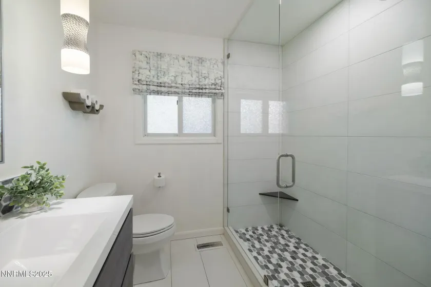 2535 Lake Ridge Shores, Reno, Nevada 89519, 4 Bedrooms Bedrooms, ,4 BathroomsBathrooms,Residential,Residential,Lake Ridge Shores,250056353