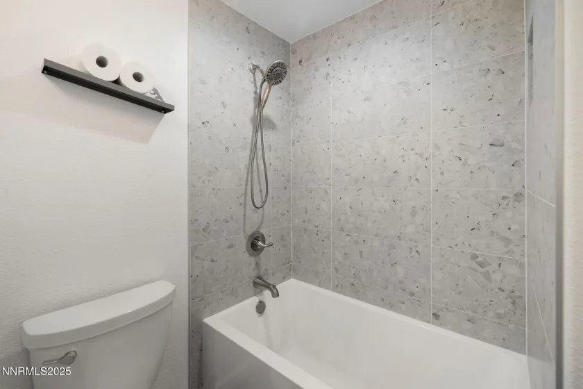 2535 Lake Ridge Shores, Reno, Nevada 89519, 4 Bedrooms Bedrooms, ,4 BathroomsBathrooms,Residential,Residential,Lake Ridge Shores,250056353