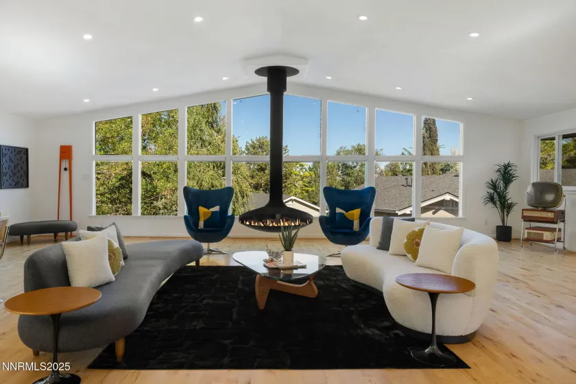 2535 Lake Ridge Shores, Reno, Nevada 89519, 4 Bedrooms Bedrooms, ,4 BathroomsBathrooms,Residential,Residential,Lake Ridge Shores,250056353