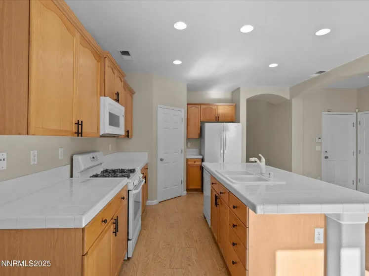 9290 Hummer, Reno, Nevada 89521, 4 Bedrooms Bedrooms, ,3 BathroomsBathrooms,Residential,Residential,Hummer,250056356