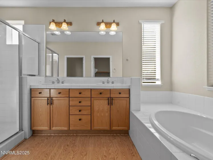 9290 Hummer, Reno, Nevada 89521, 4 Bedrooms Bedrooms, ,3 BathroomsBathrooms,Residential,Residential,Hummer,250056356