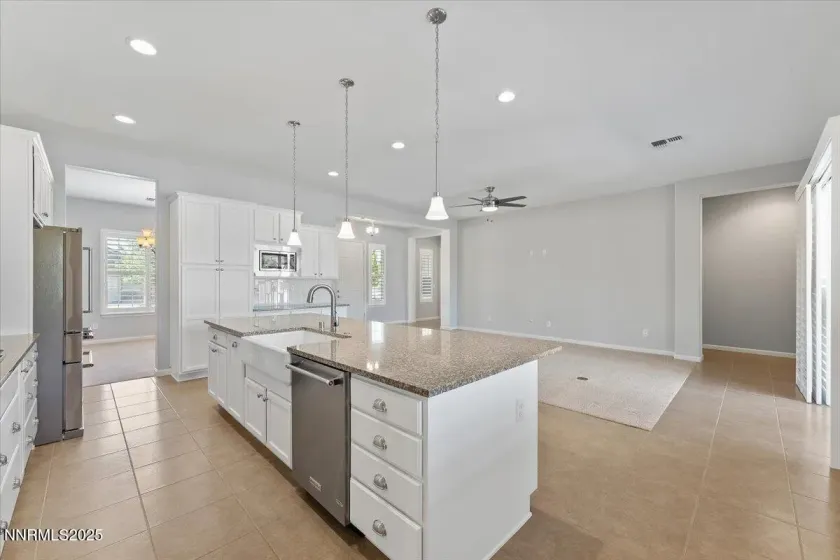 2250 Trakehner, Reno, Nevada 89521, 3 Bedrooms Bedrooms, ,3 BathroomsBathrooms,Residential,Residential,Trakehner,250054454