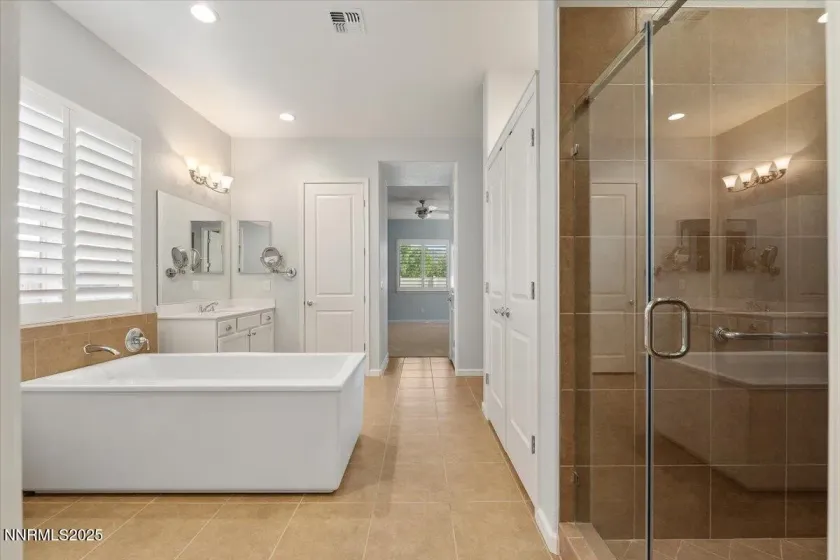 2250 Trakehner, Reno, Nevada 89521, 3 Bedrooms Bedrooms, ,3 BathroomsBathrooms,Residential,Residential,Trakehner,250054454